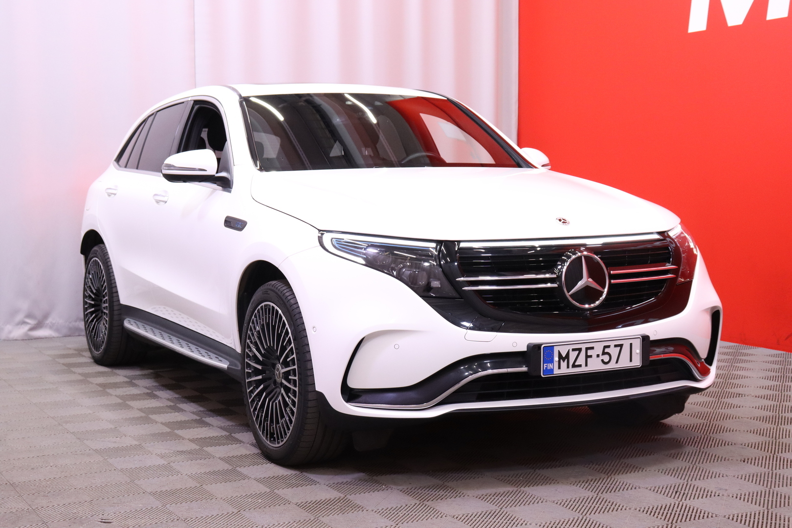 MERCEDES-BENZ EQC 2022