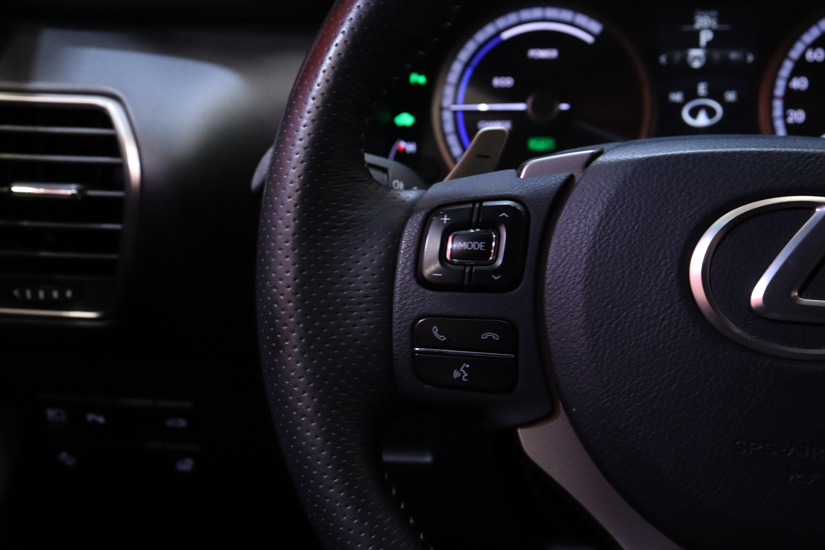 LEXUS NX 2015