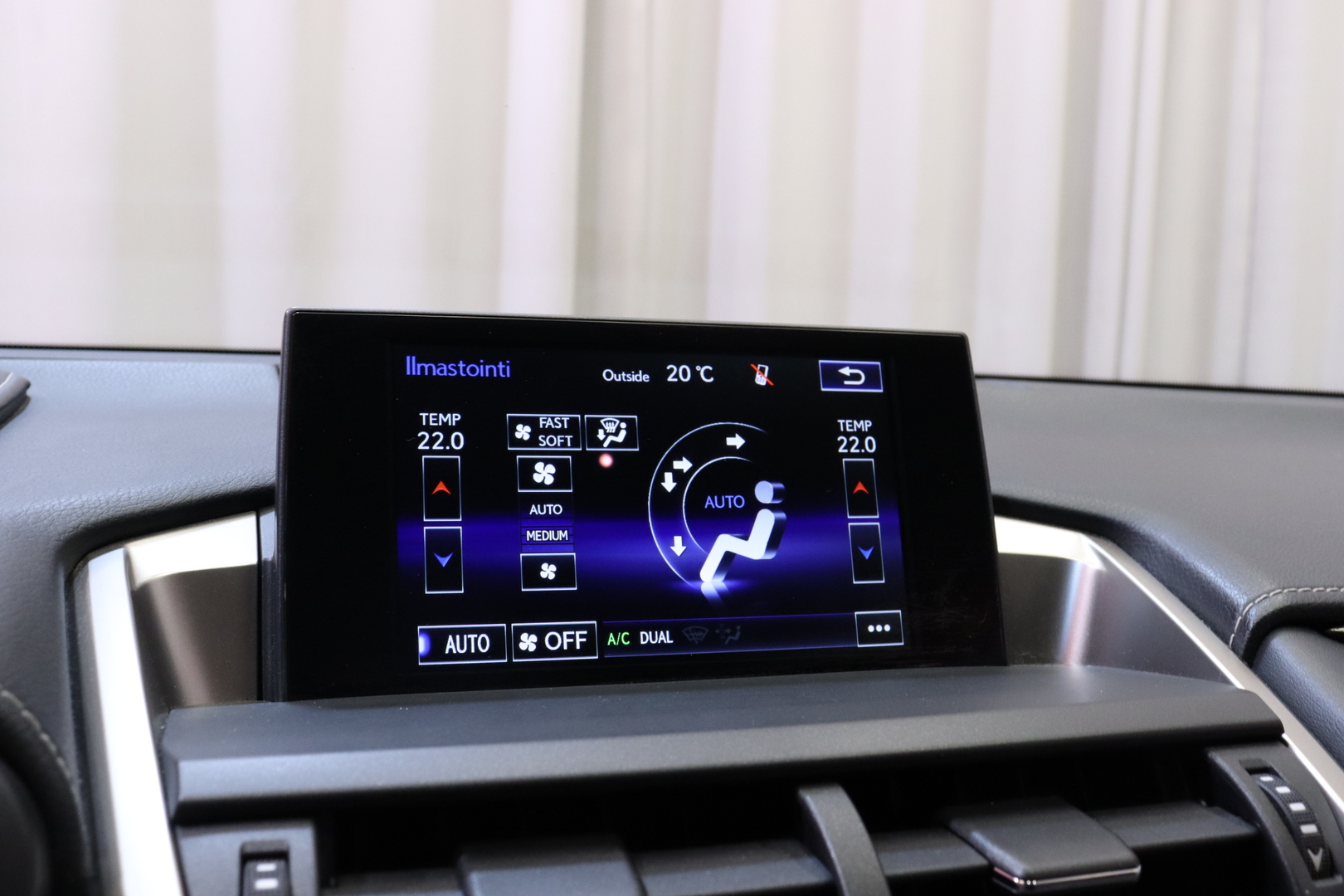 LEXUS NX 2015