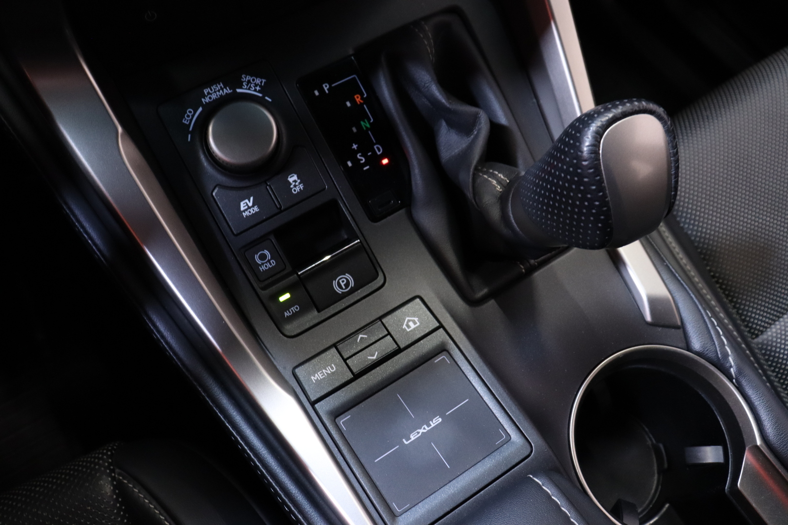 LEXUS NX 2015