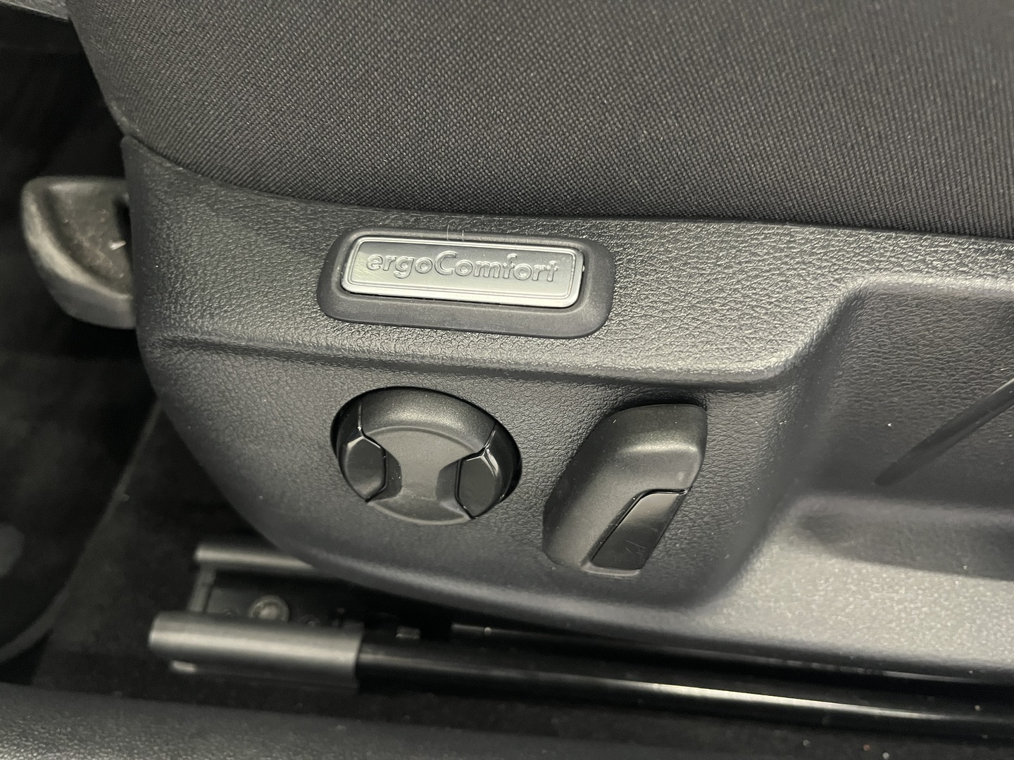 VOLKSWAGEN Passat 2020