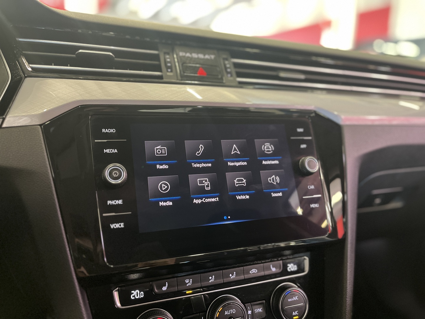 VOLKSWAGEN Passat 2020