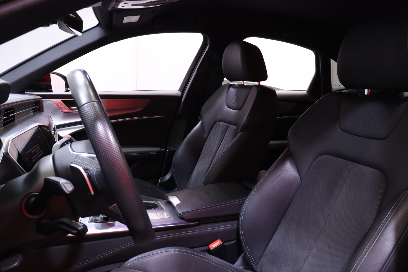 AUDI A6 2021
