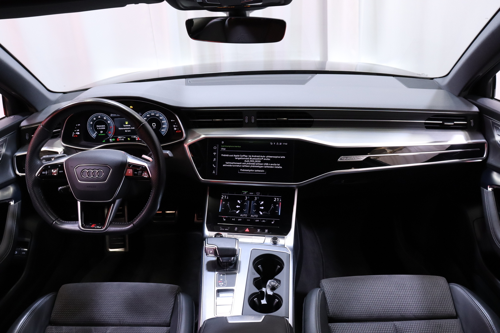 AUDI A6 2021