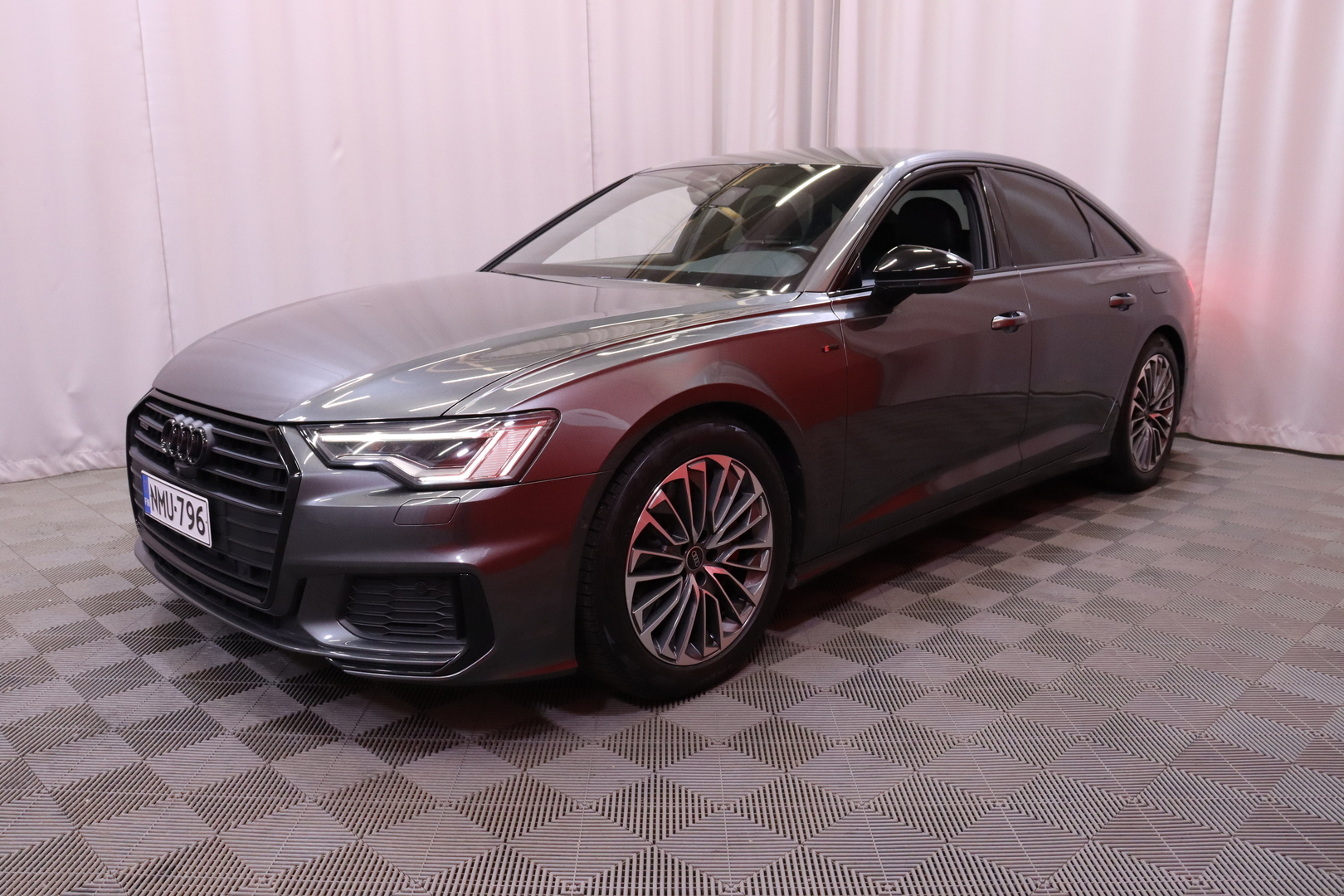 AUDI A6 2021