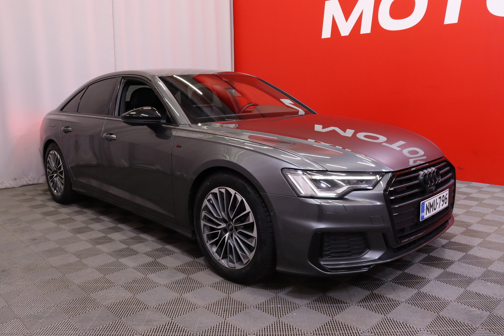 AUDI A6 2021