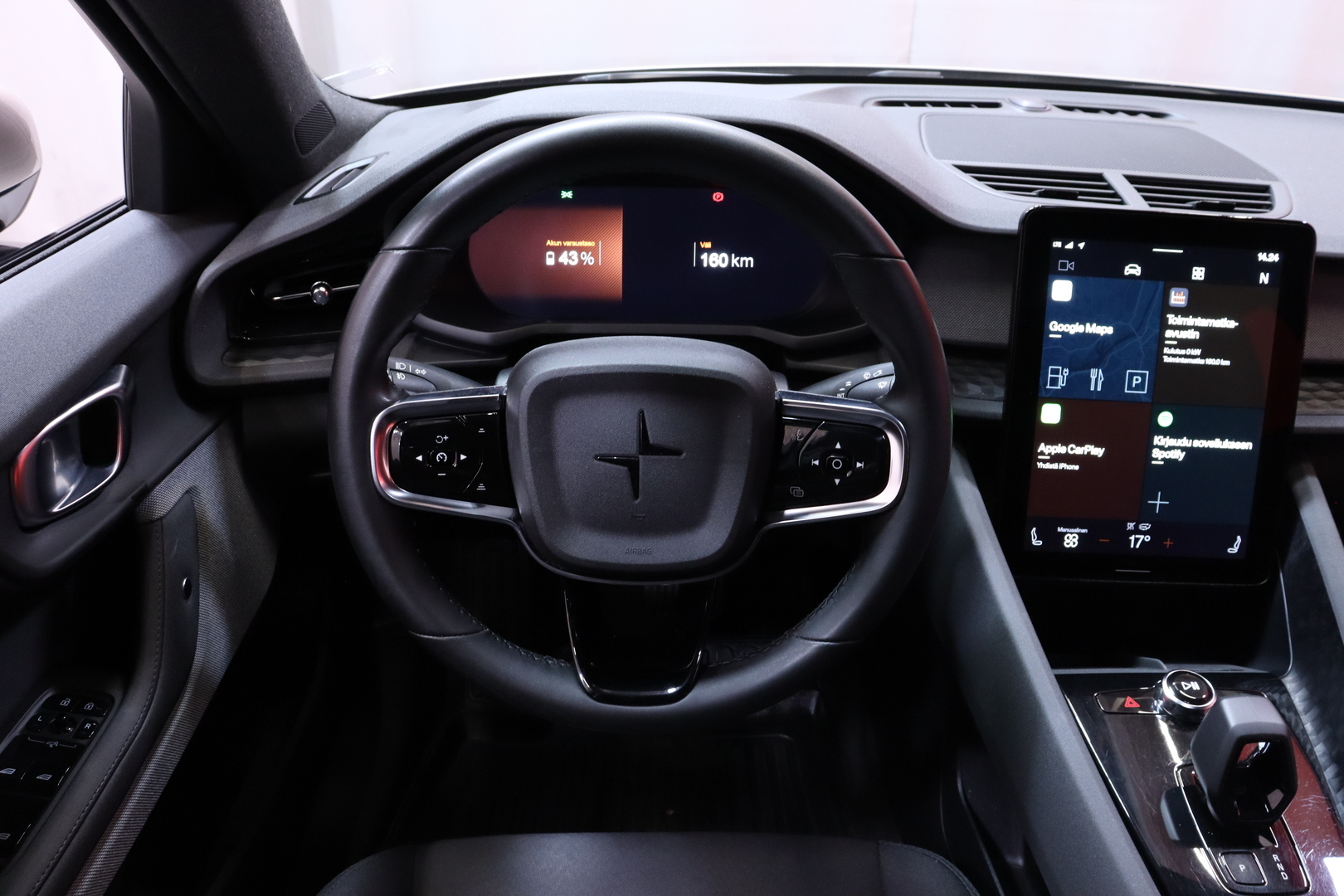 POLESTAR 2 2023