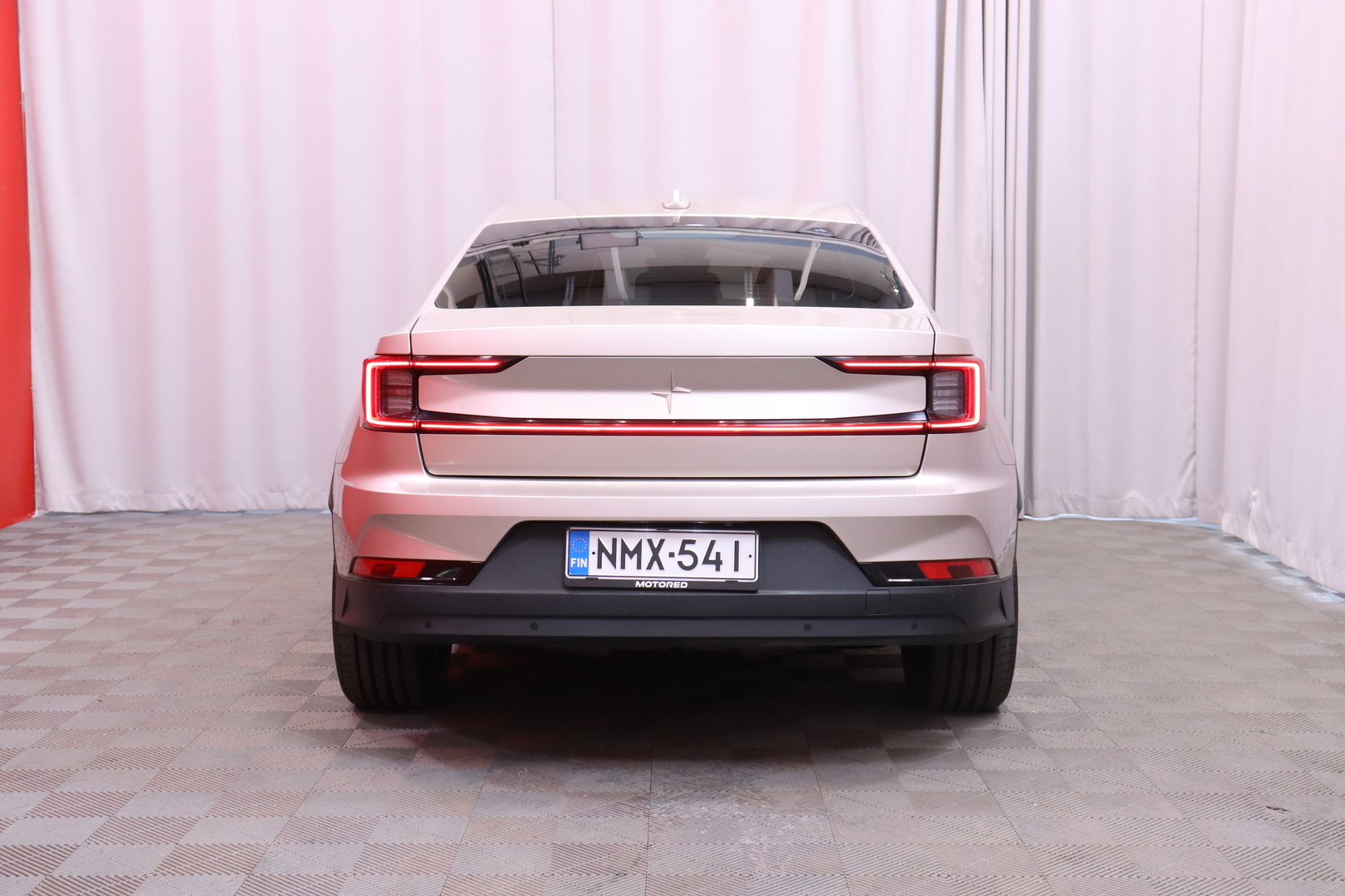 POLESTAR 2 2023