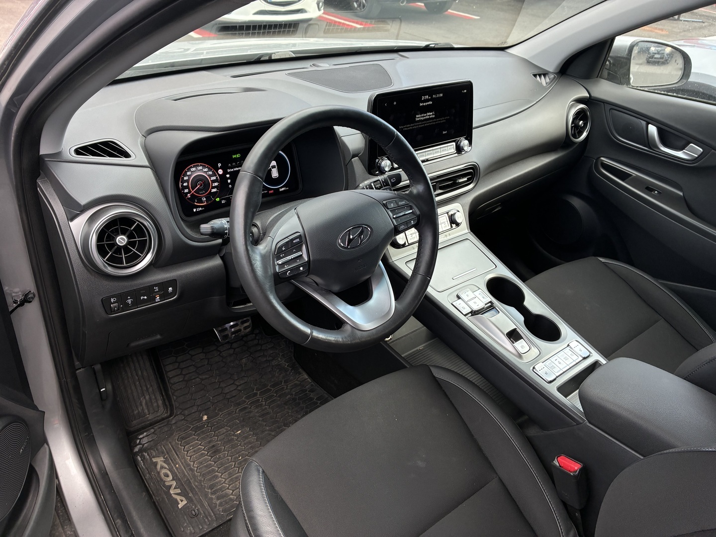 HYUNDAI KONA 2023