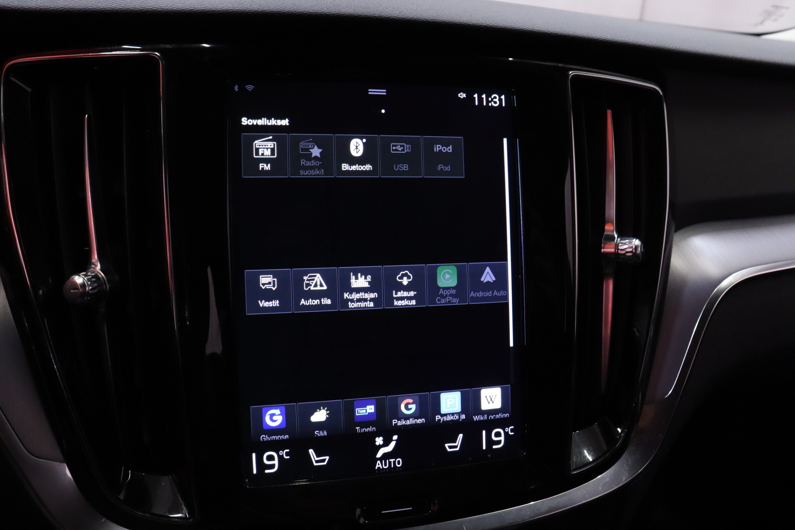 VOLVO V60 Cross Country 2019