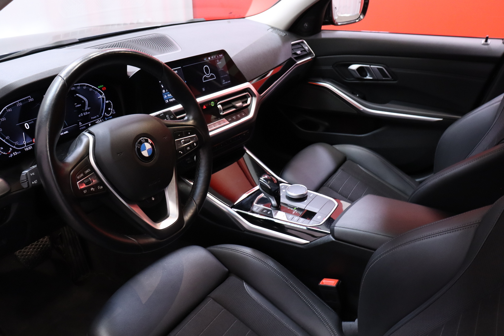 BMW 330 2021