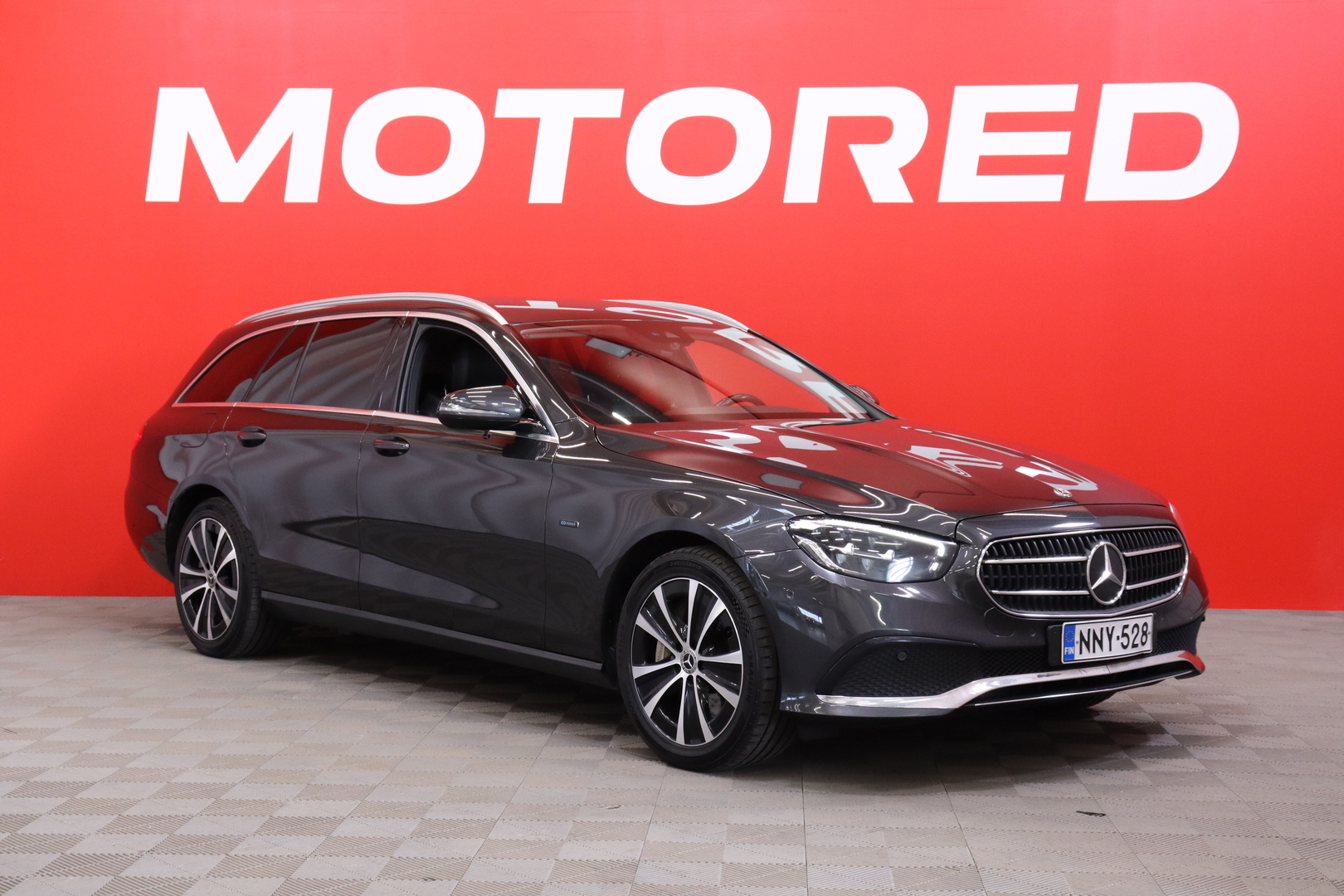MERCEDES-BENZ E 2021