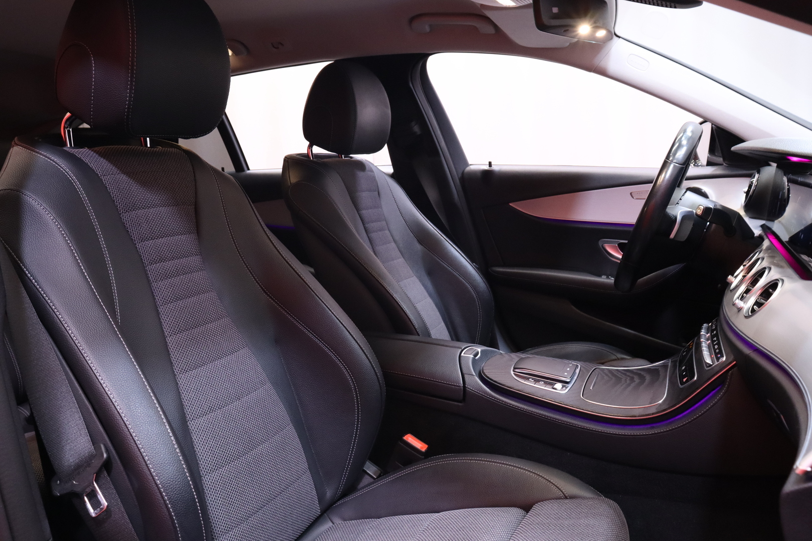 MERCEDES-BENZ E 2021