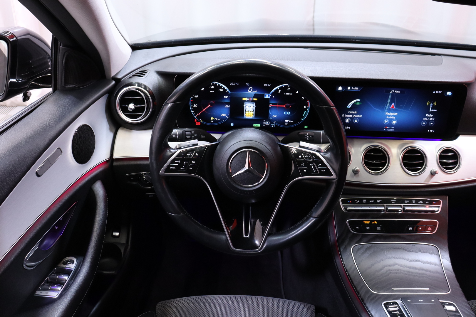 MERCEDES-BENZ E 2021