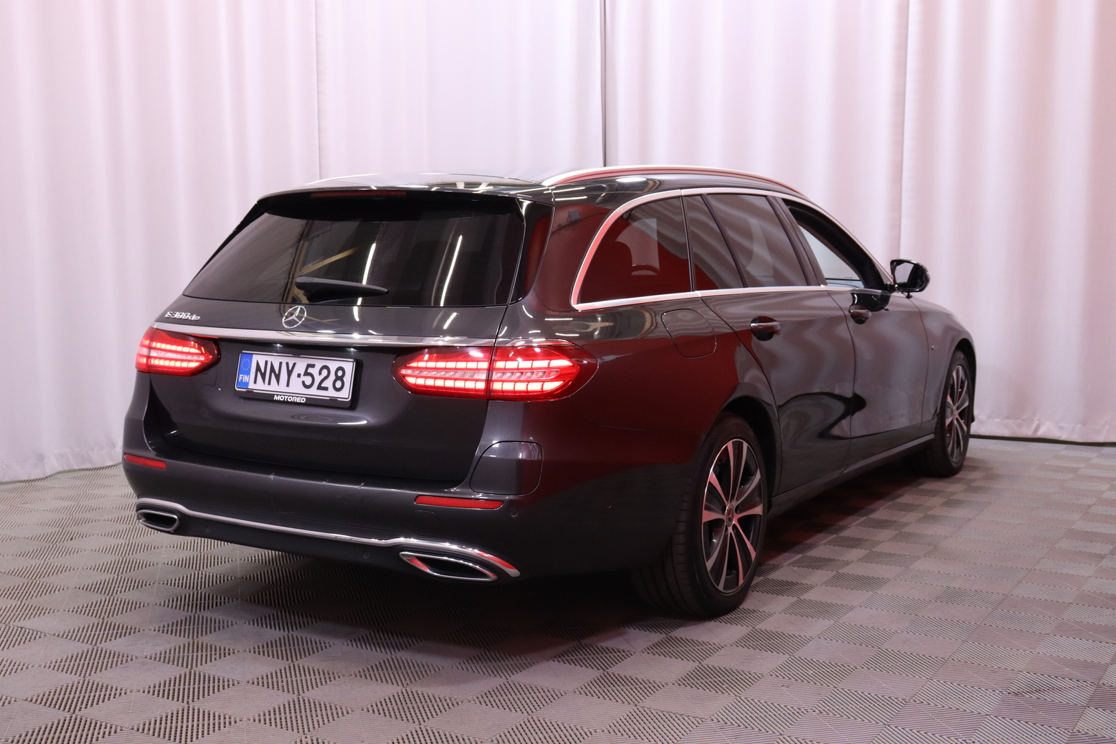 MERCEDES-BENZ E 2021