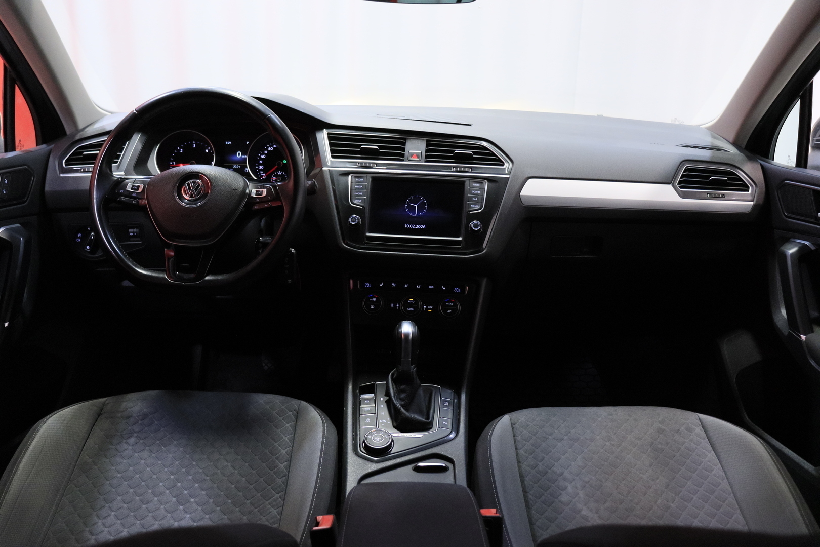 VOLKSWAGEN Tiguan 2016