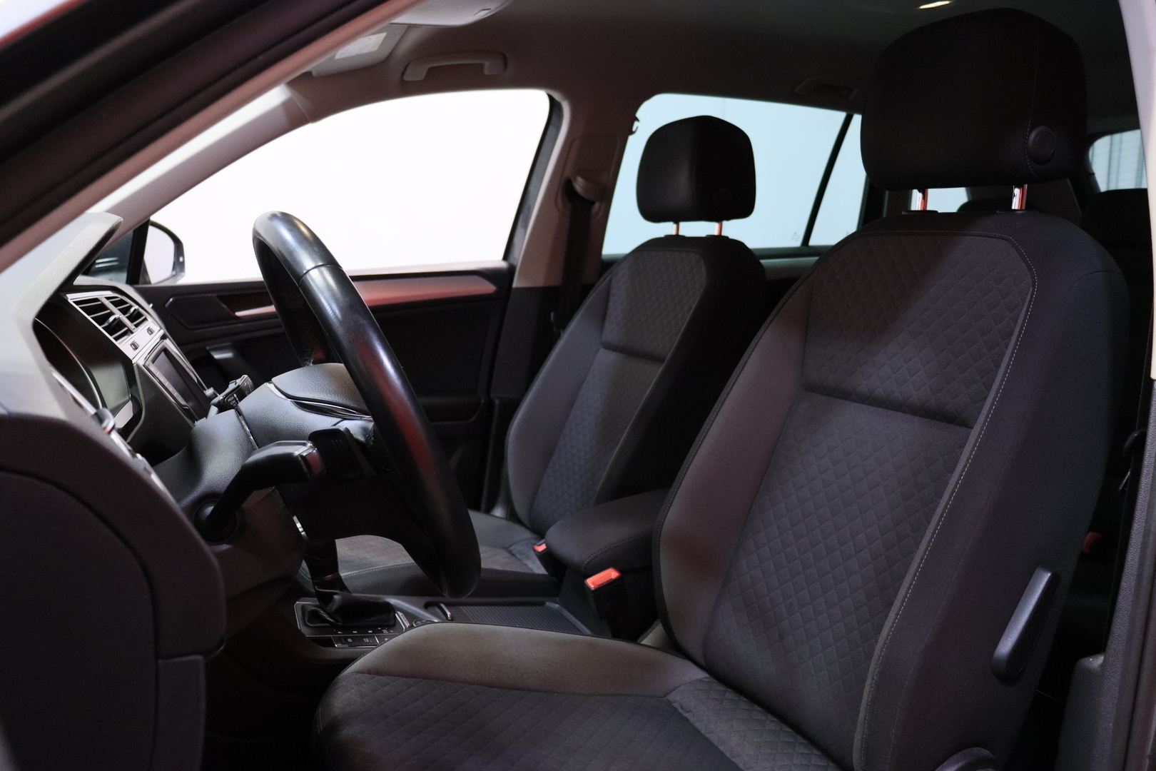 VOLKSWAGEN Tiguan 2016