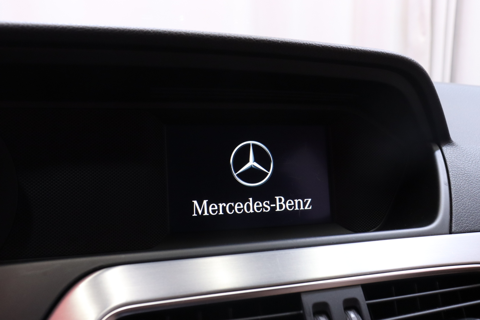 MERCEDES-BENZ C 2011