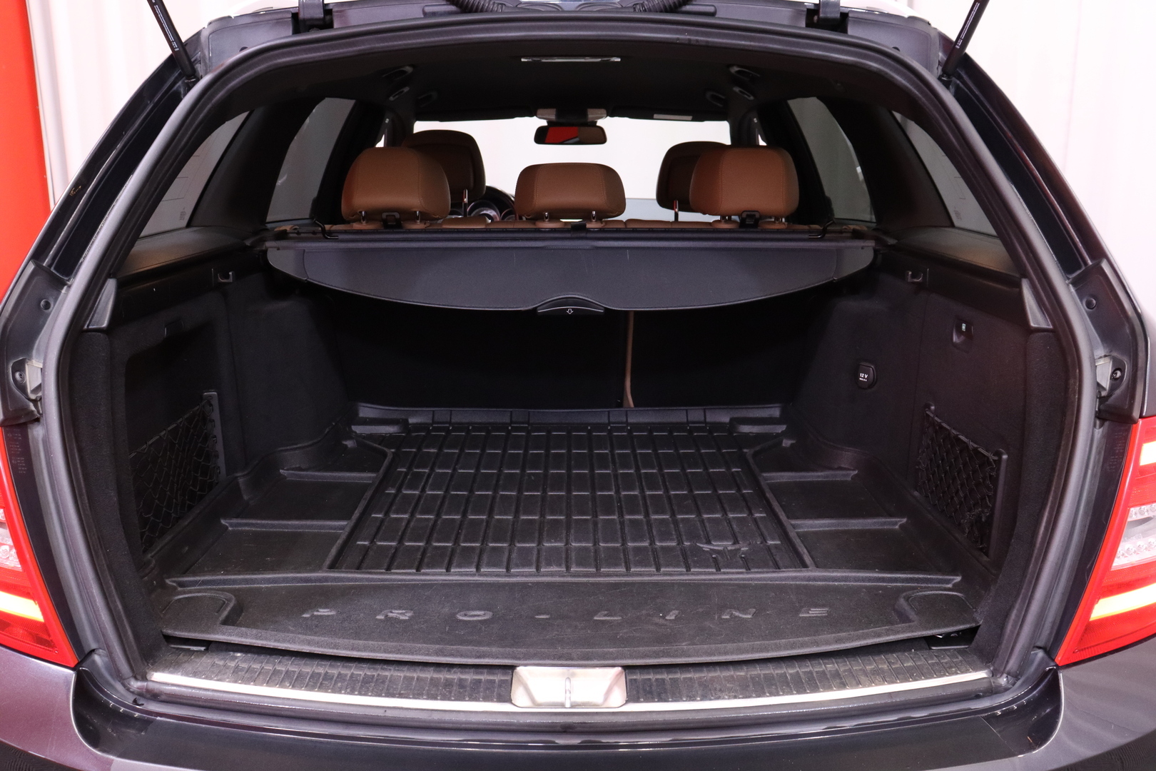 MERCEDES-BENZ C 2011
