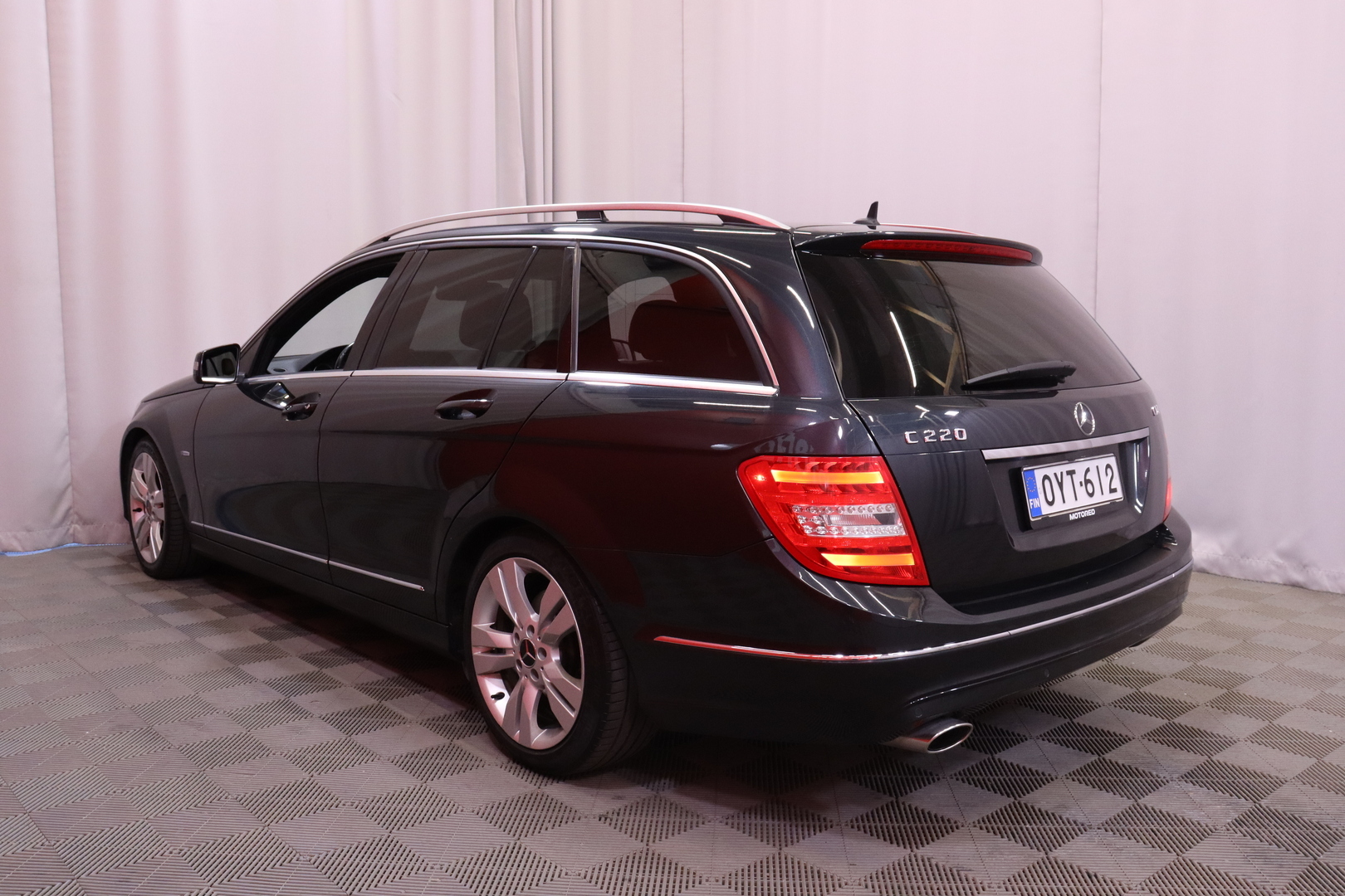 MERCEDES-BENZ C 2011