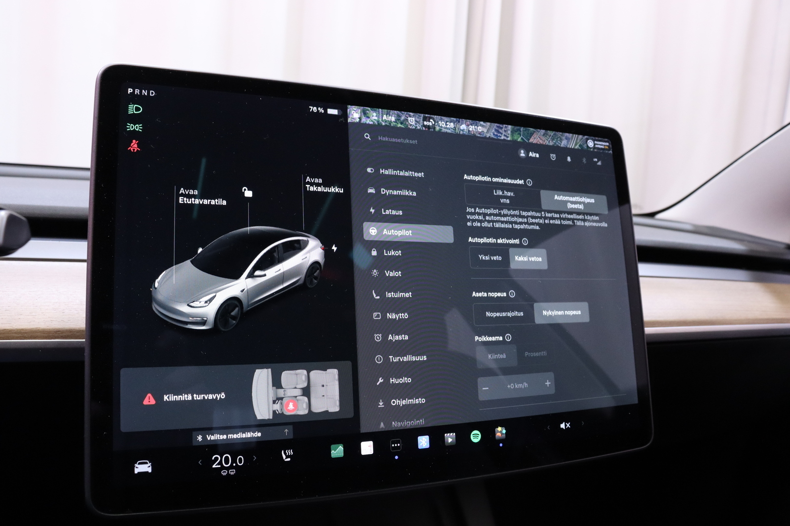 TESLA Model 3 2021