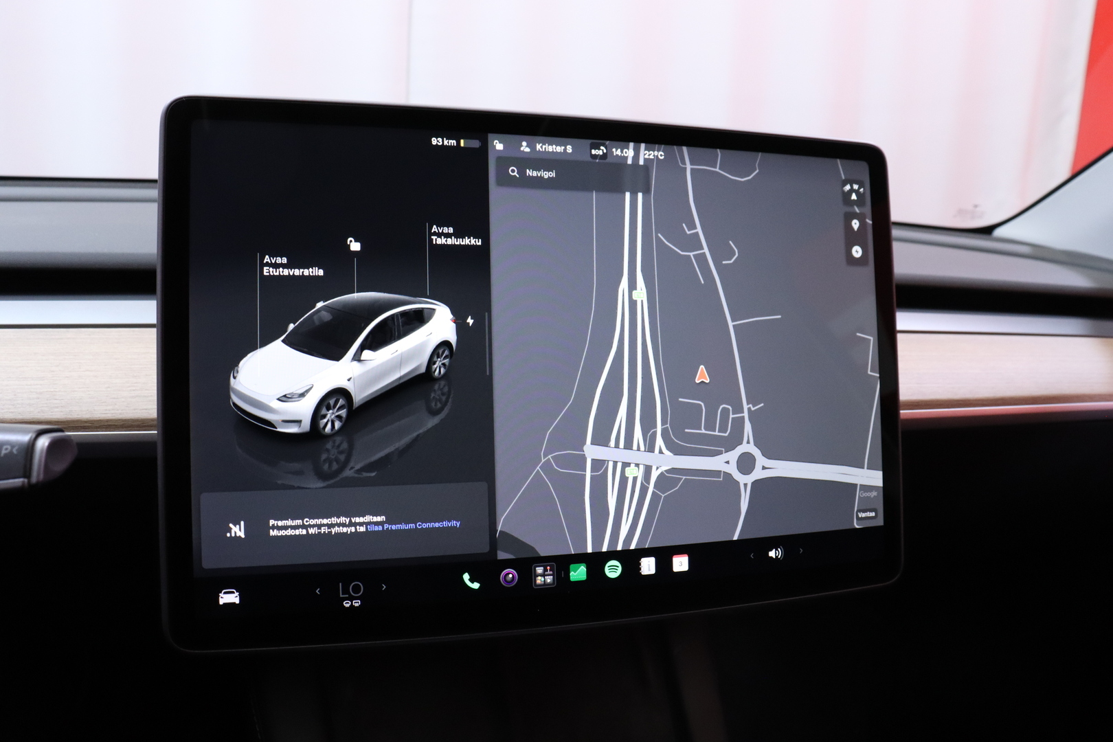 TESLA Model Y 2023