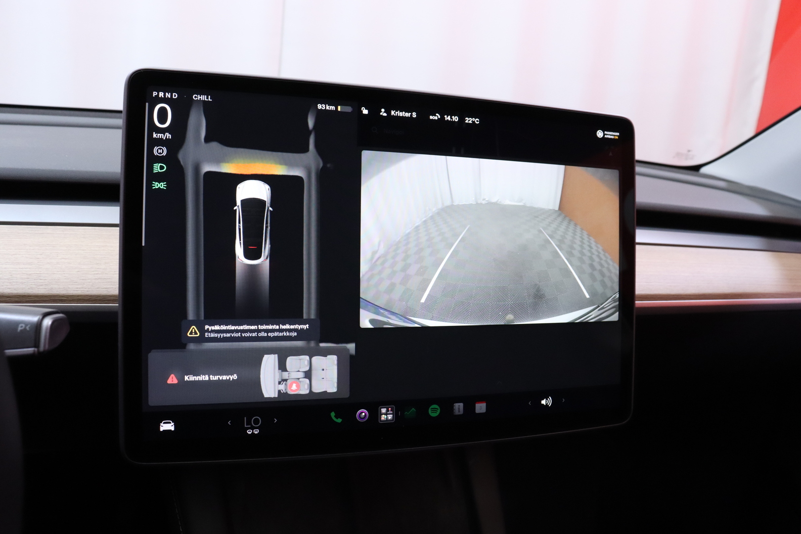 TESLA Model Y 2023
