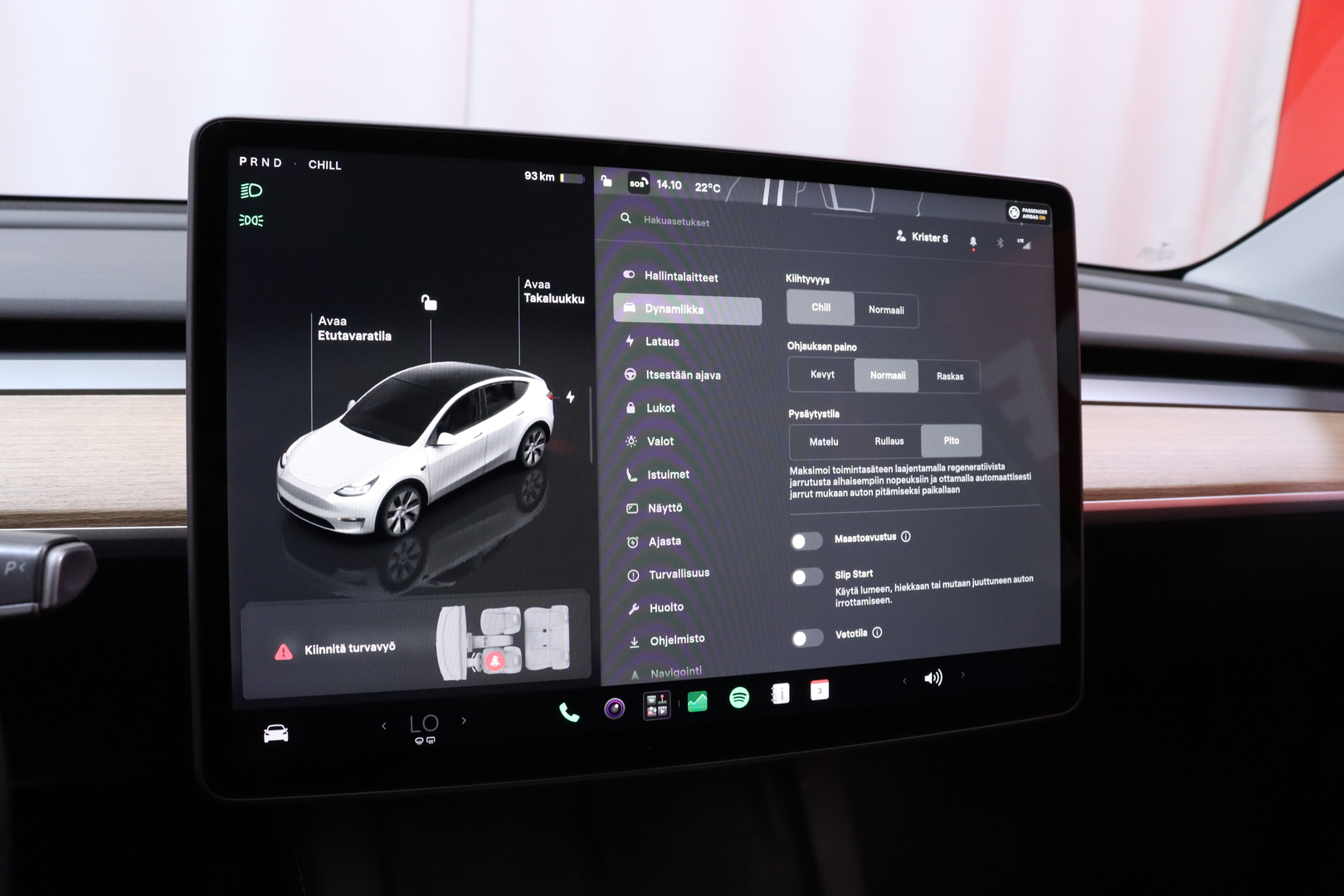TESLA Model Y 2023