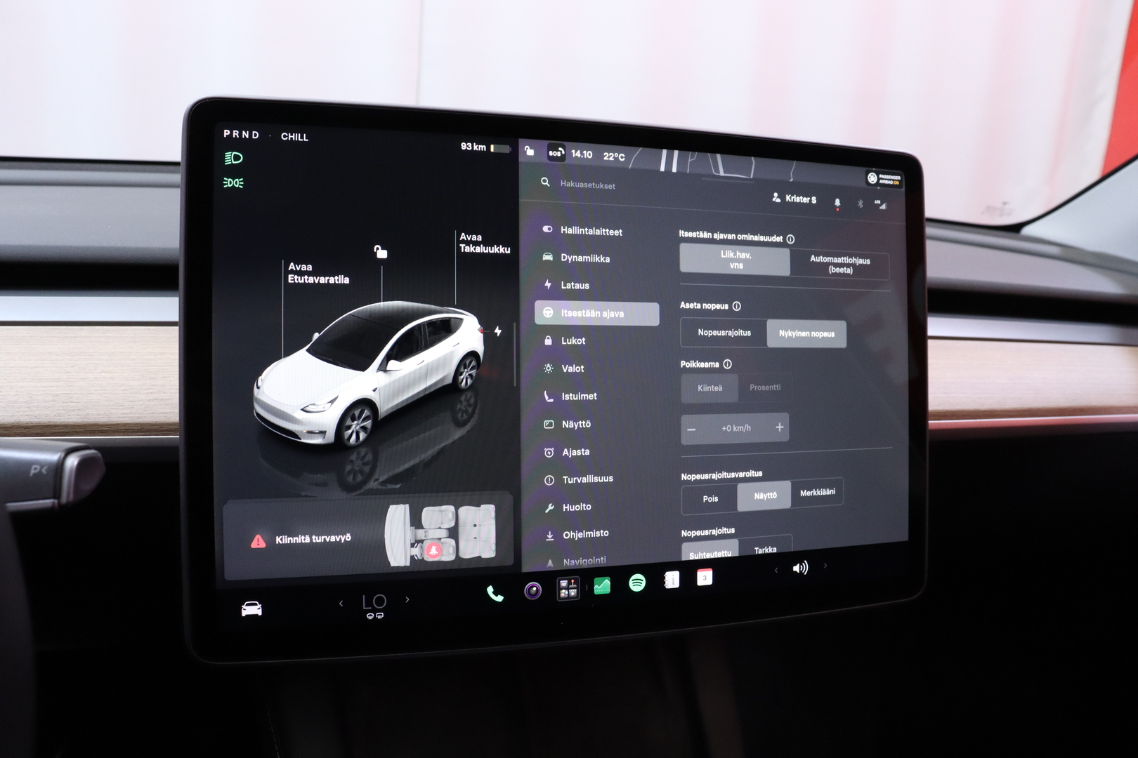 TESLA Model Y 2023