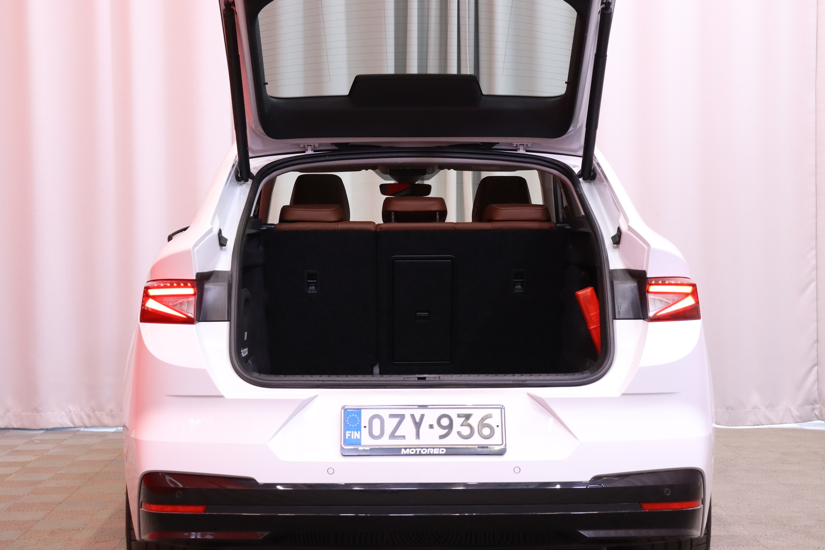SKODA Enyaq 2023