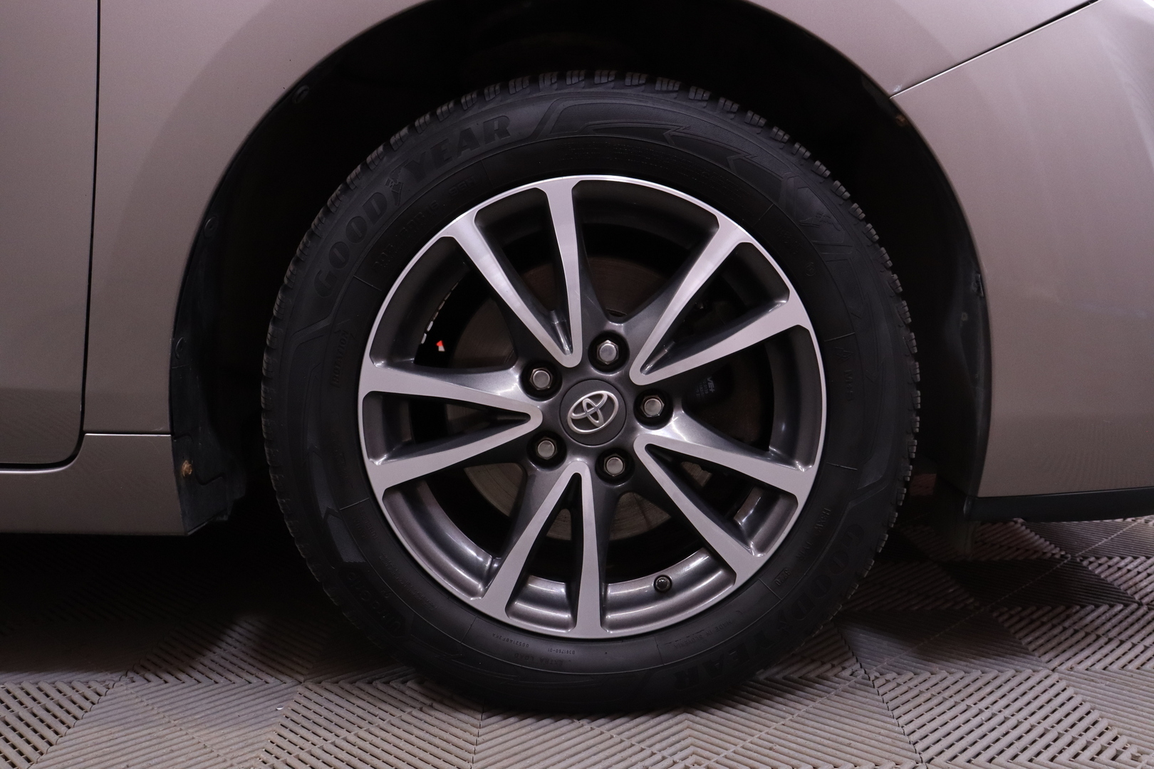 TOYOTA Verso 2015