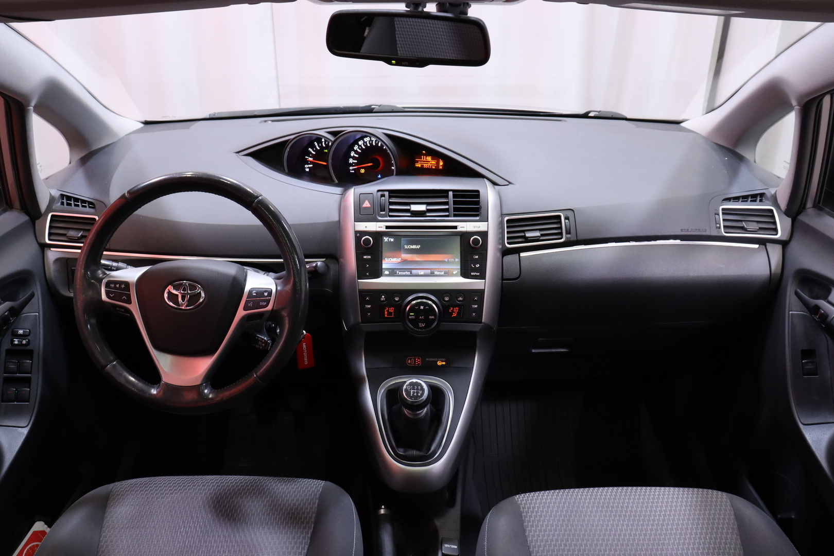 TOYOTA Verso 2015