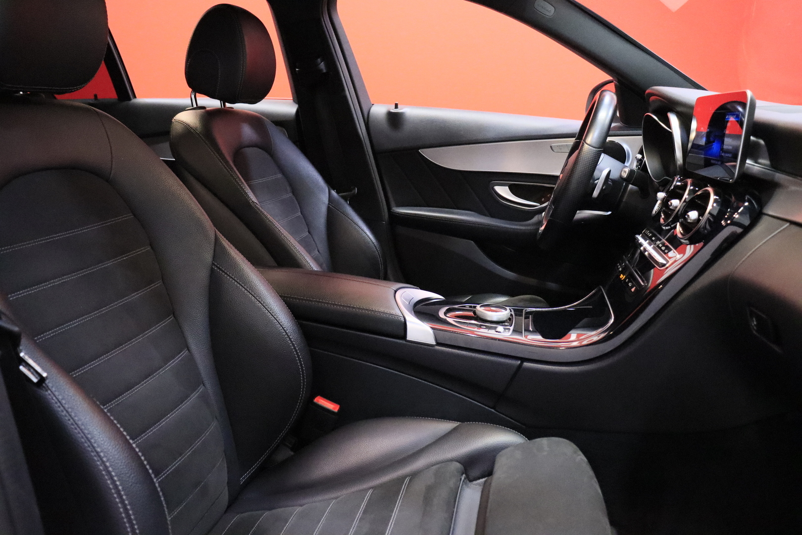 MERCEDES-BENZ C 2019