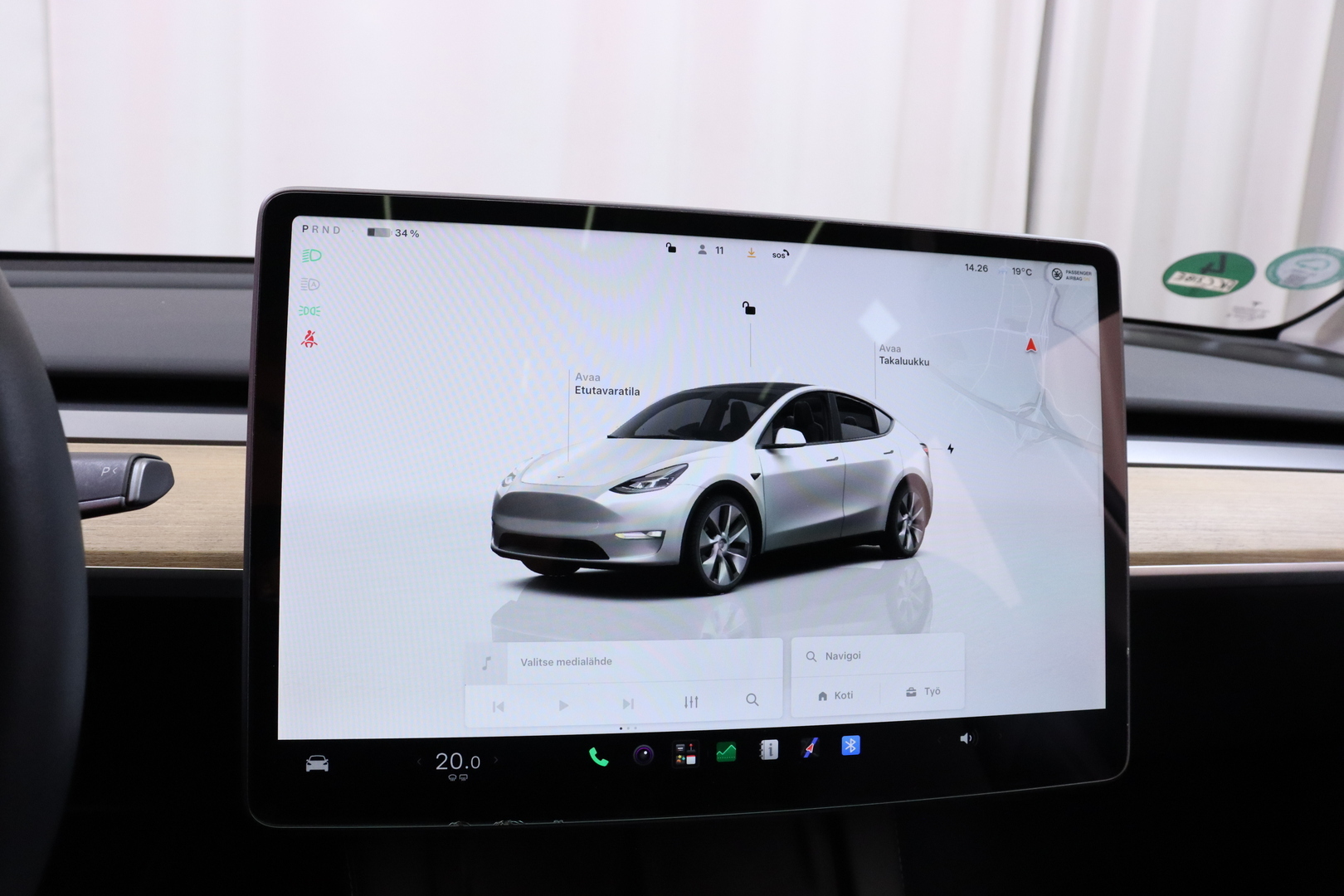 TESLA Model Y 2022