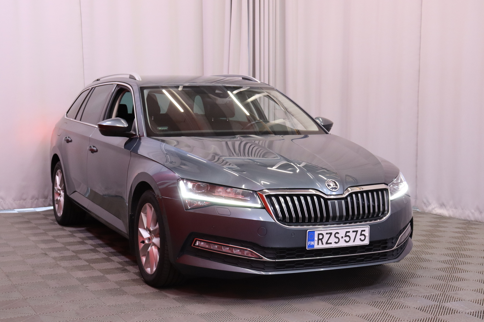 SKODA Superb 2020