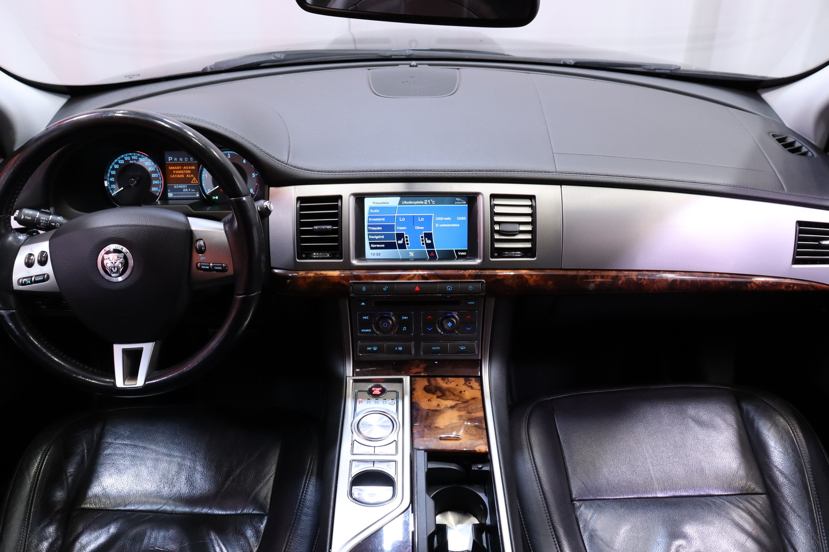 JAGUAR XF 2009