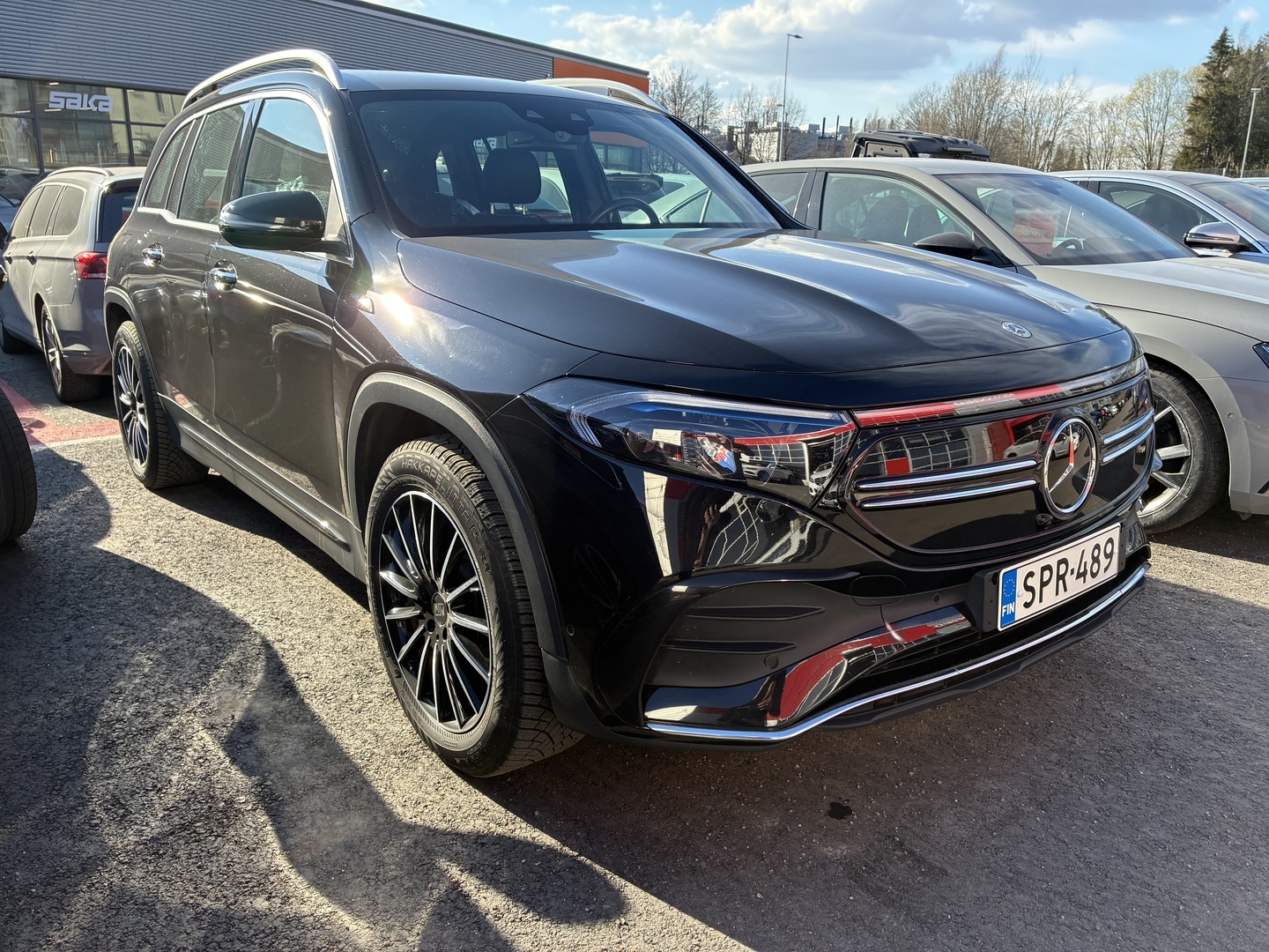 MERCEDES-BENZ EQB 2023