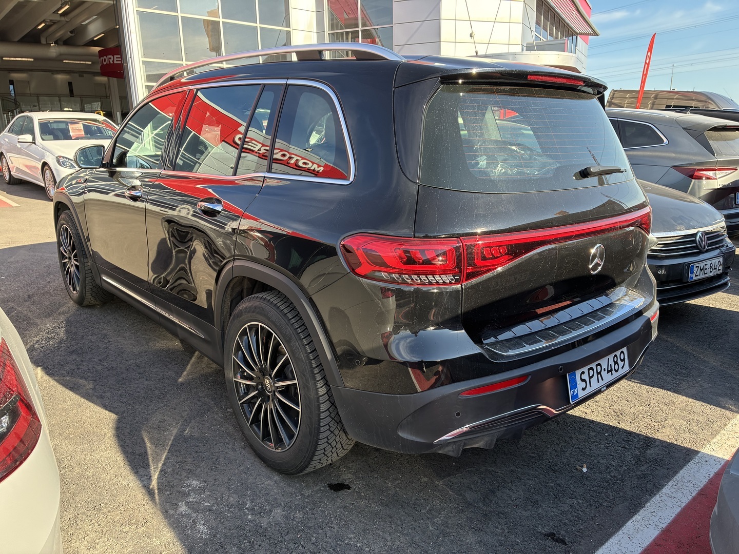 MERCEDES-BENZ EQB 2023