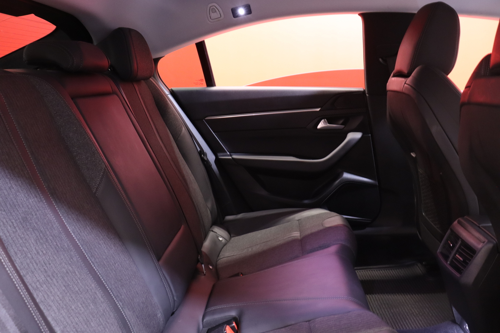 PEUGEOT 508 2019