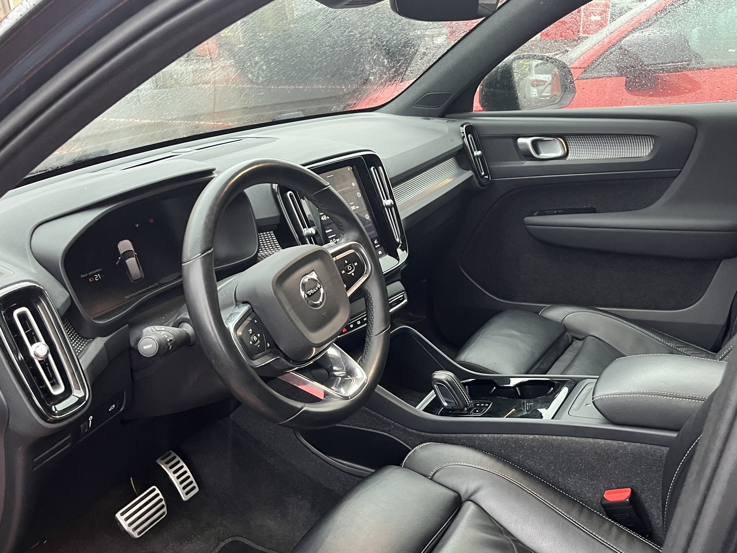 VOLVO XC40 2022