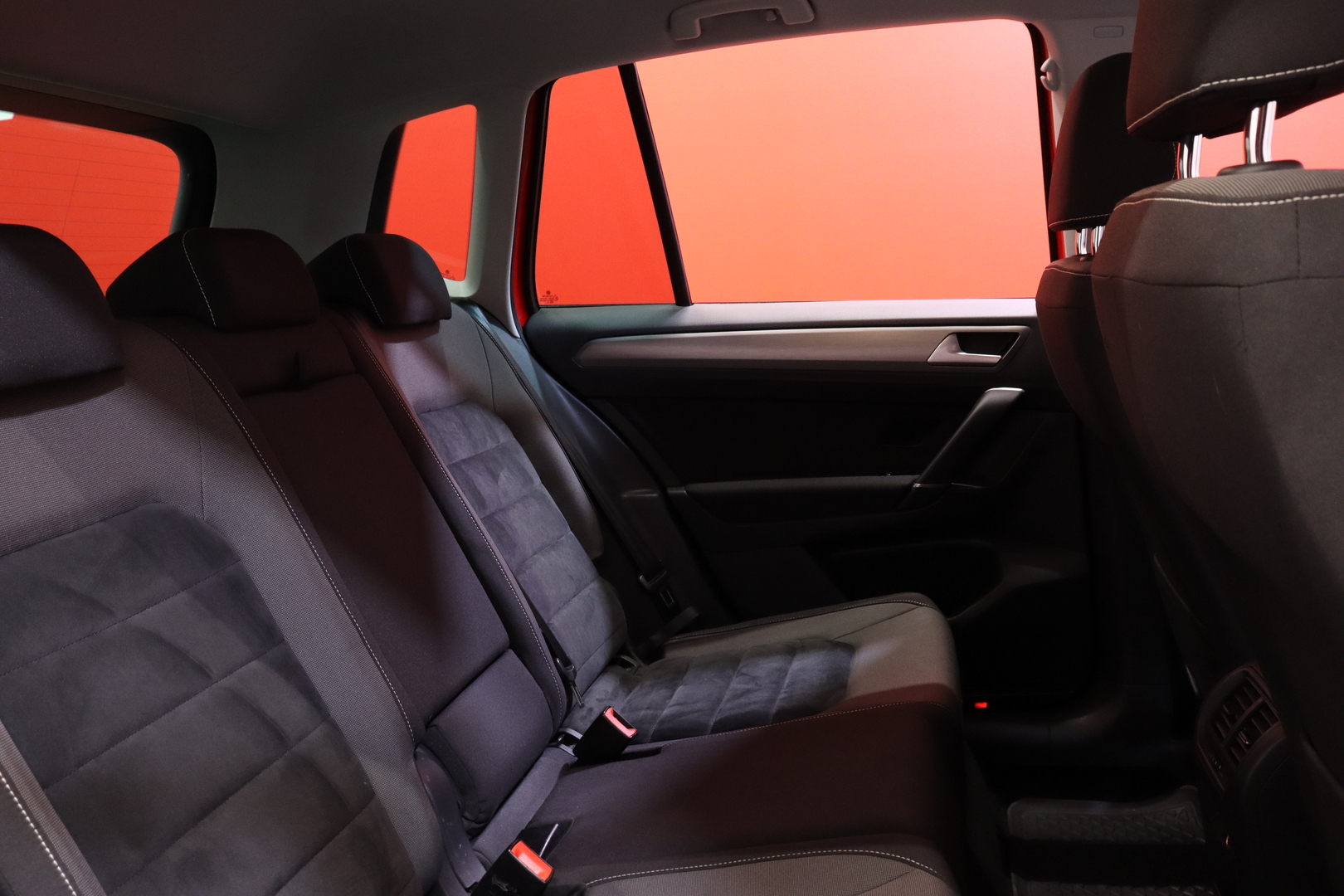 VOLKSWAGEN Golf Sportsvan 2015