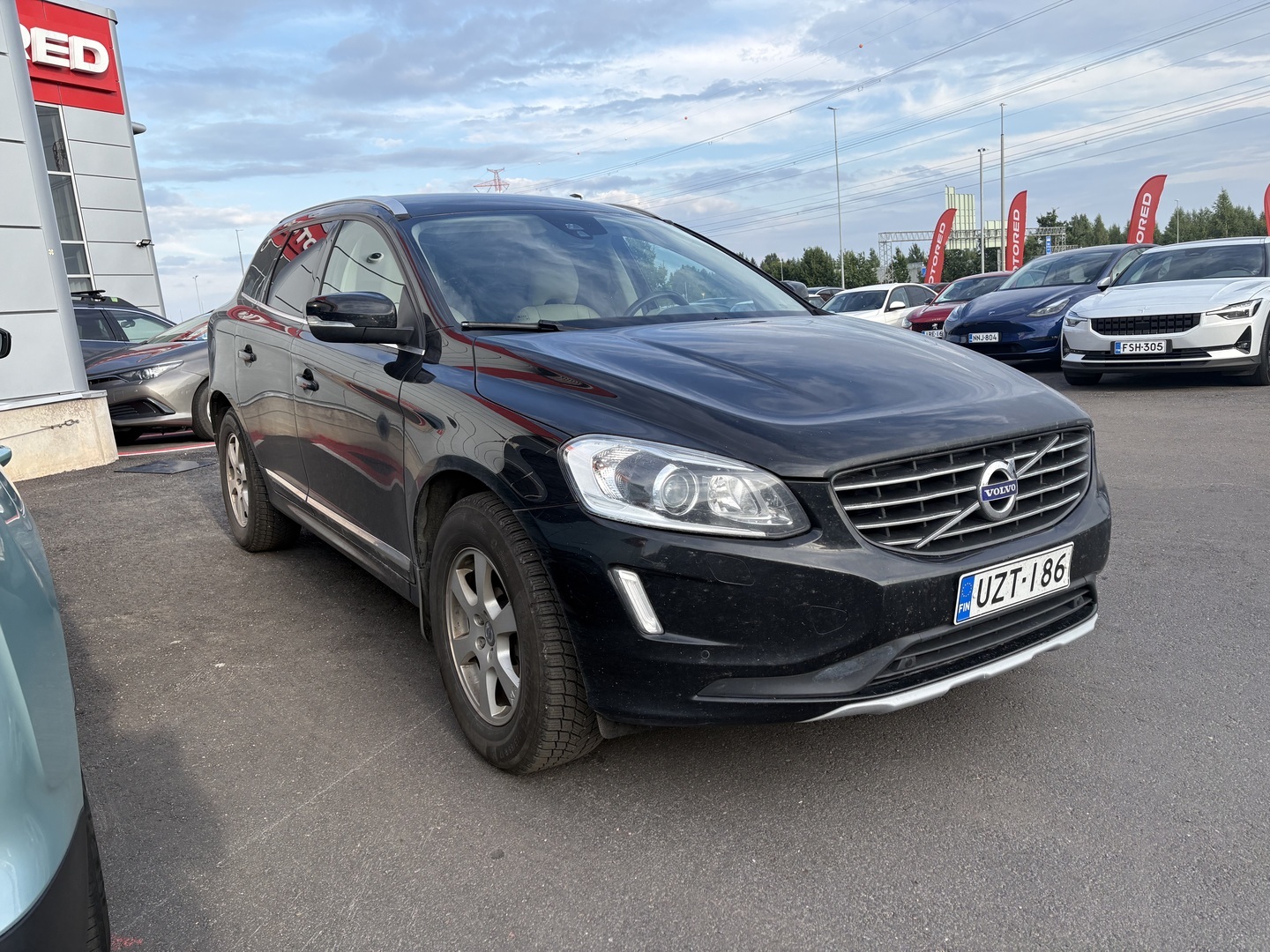 VOLVO XC60 2017