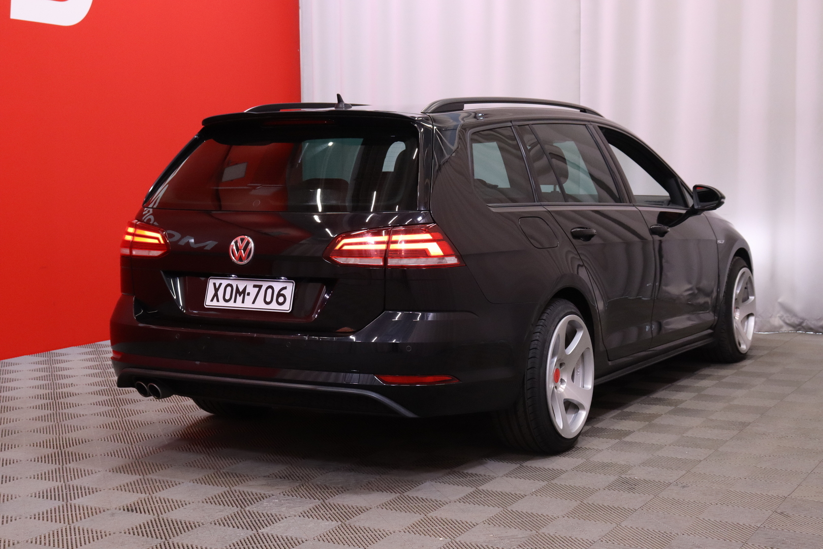 VOLKSWAGEN Golf 2018