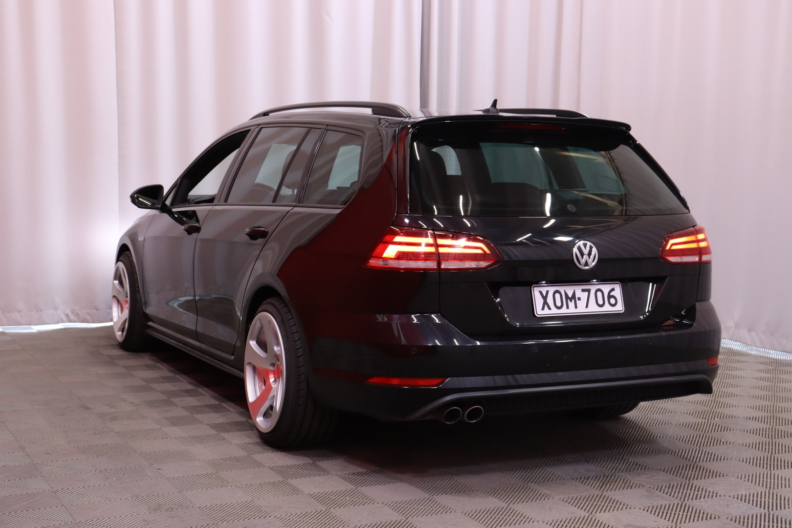VOLKSWAGEN Golf 2018