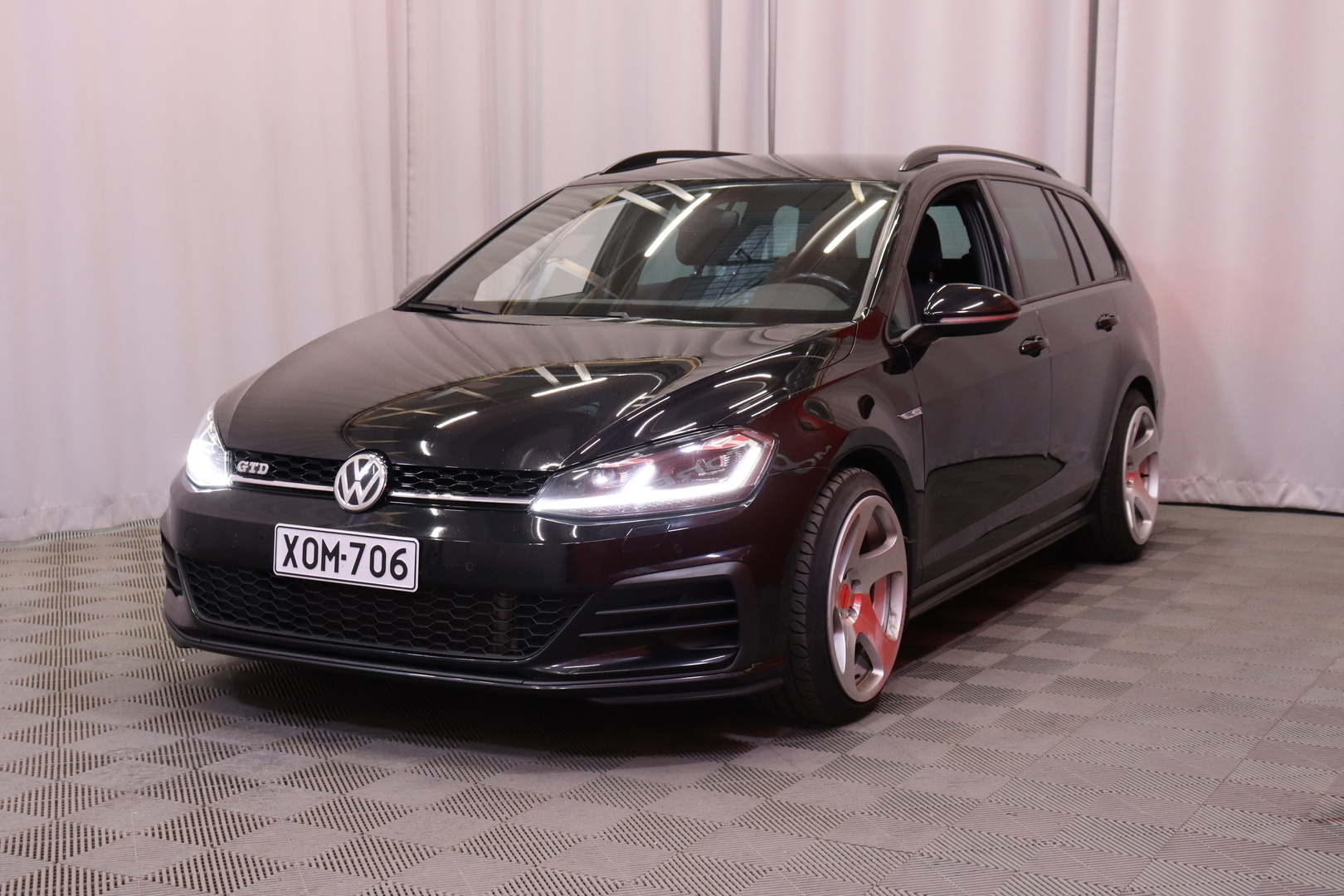 VOLKSWAGEN Golf 2018