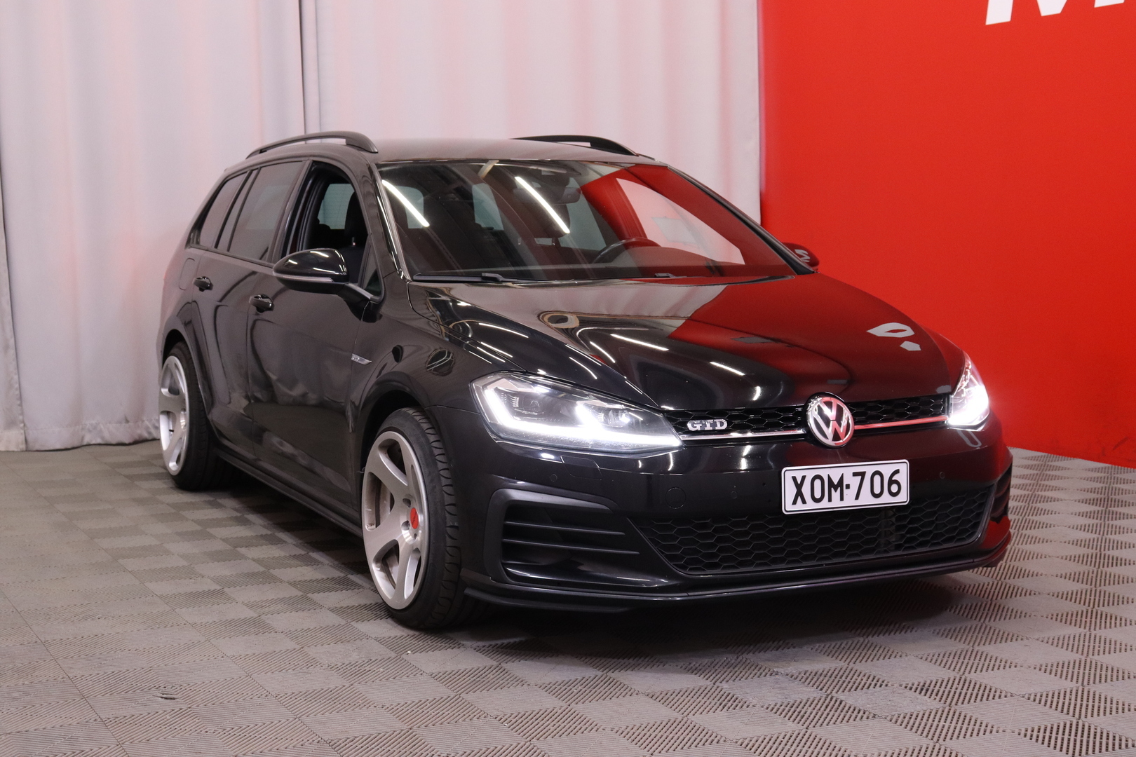 VOLKSWAGEN Golf 2018