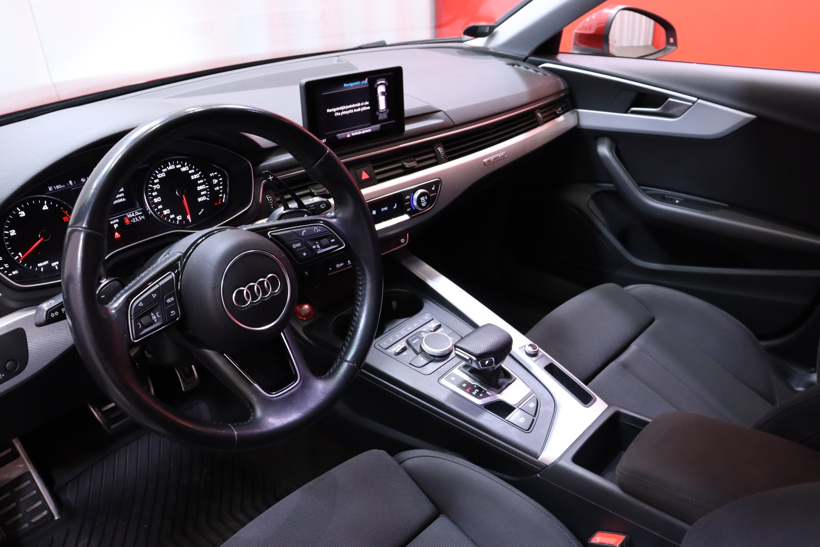 AUDI A4 2018