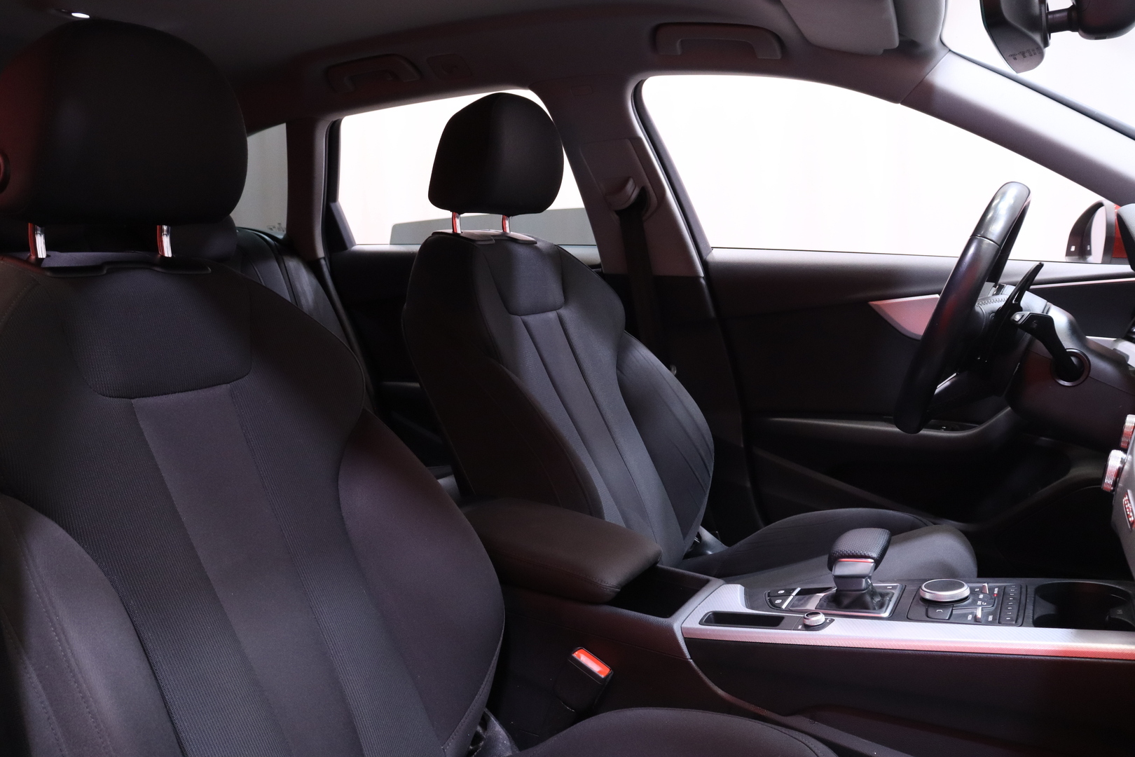 AUDI A4 2018