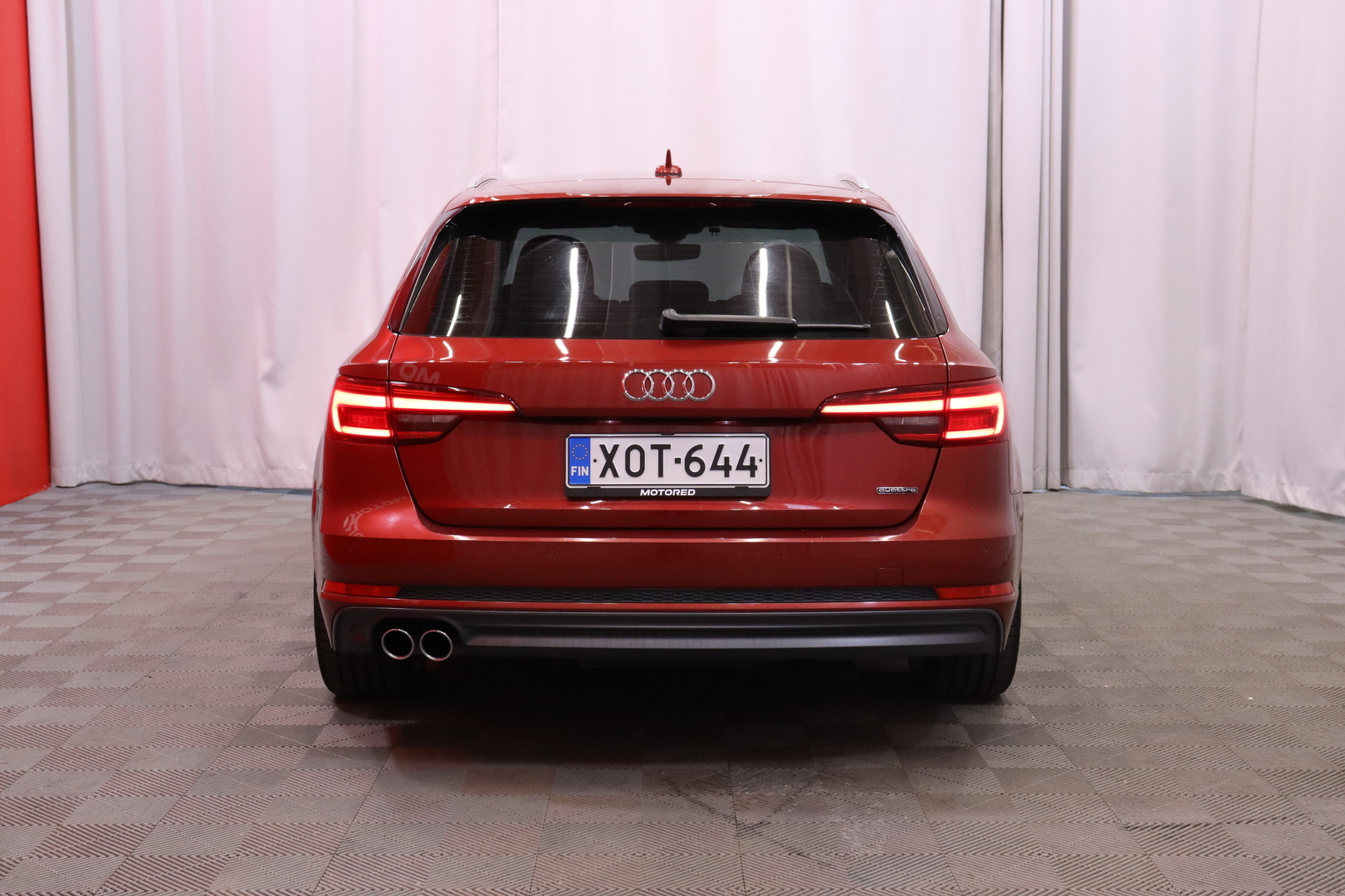 AUDI A4 2018