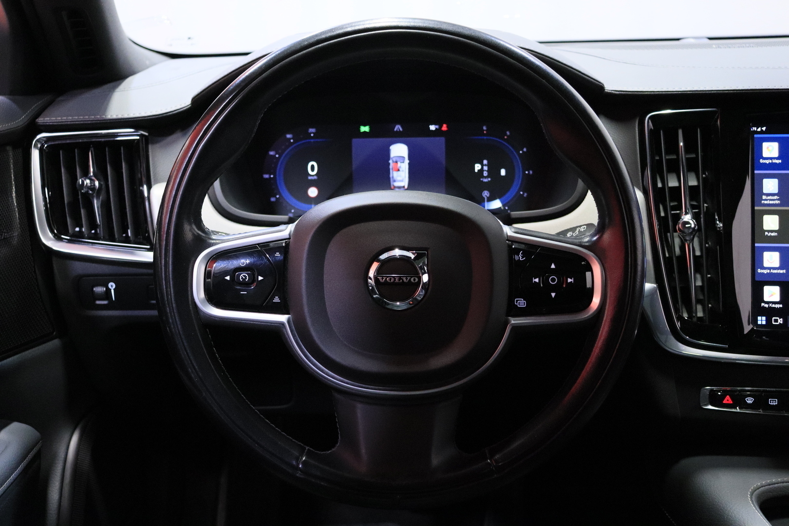 VOLVO V90 Cross Country 2022